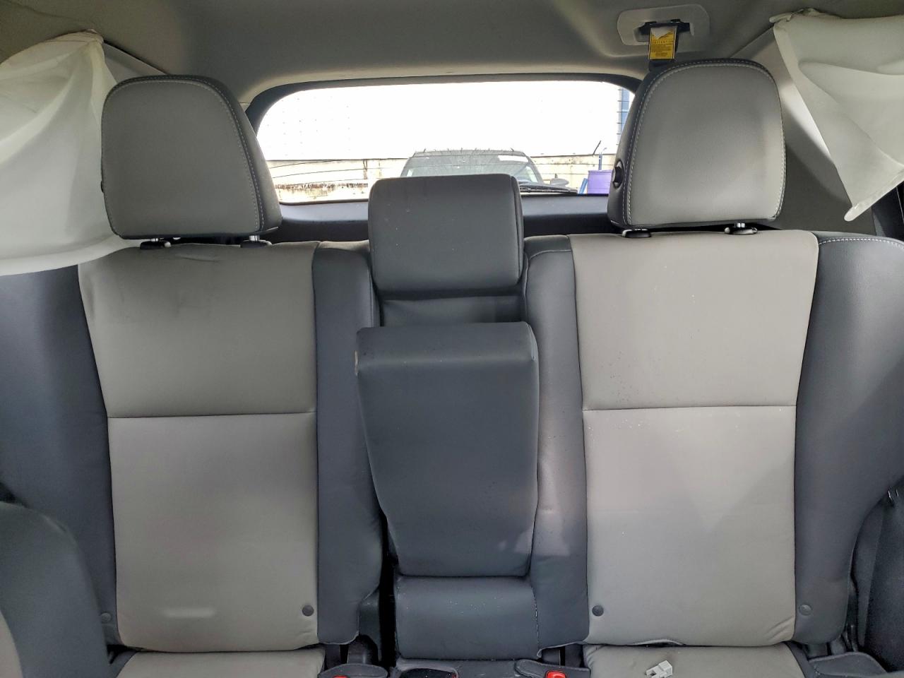 2015 TOYOTA RAV4 LIMITED photo 10
