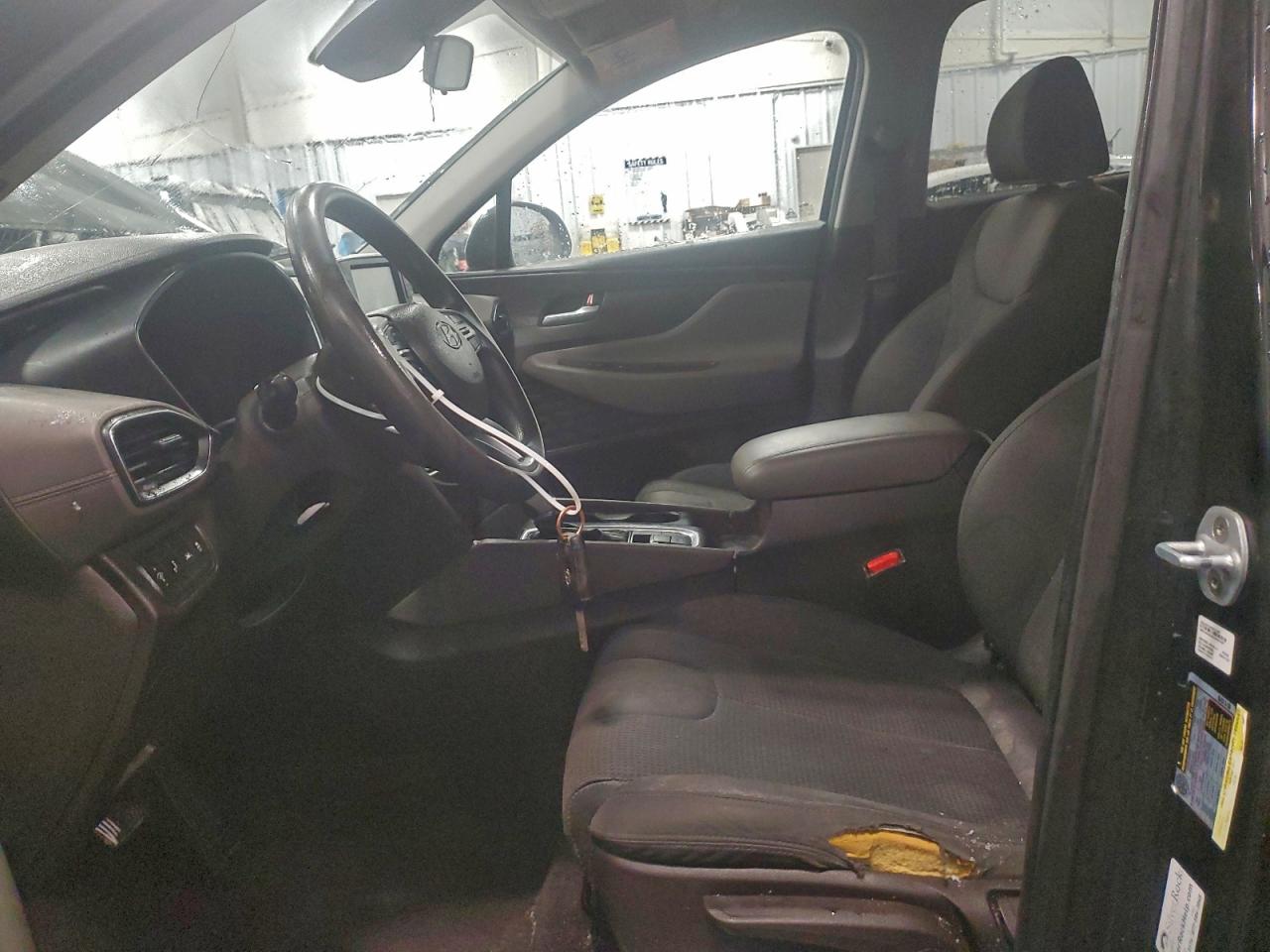 2019 HYUNDAI SANTA FE SE photo 19