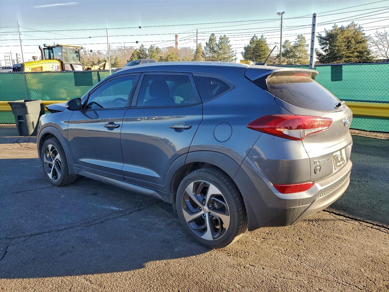 2016 HYUNDAI TUCSON photo 2