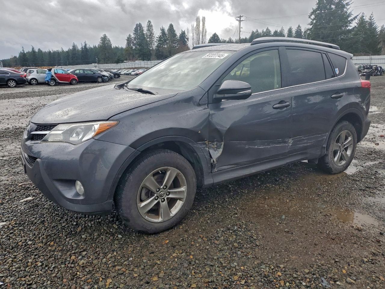 2015 TOYOTA RAV4