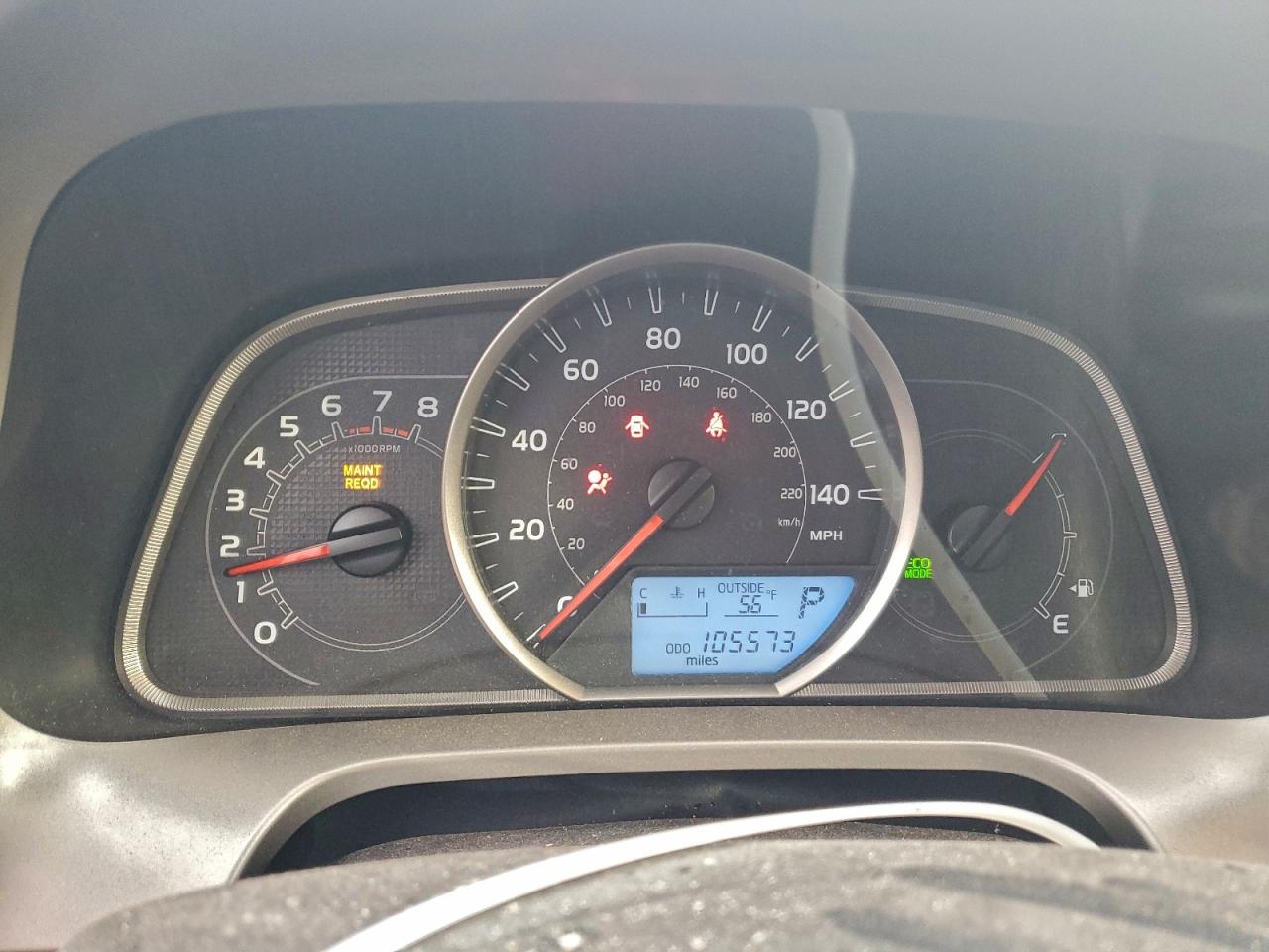 2015 TOYOTA RAV4 XLE photo 17