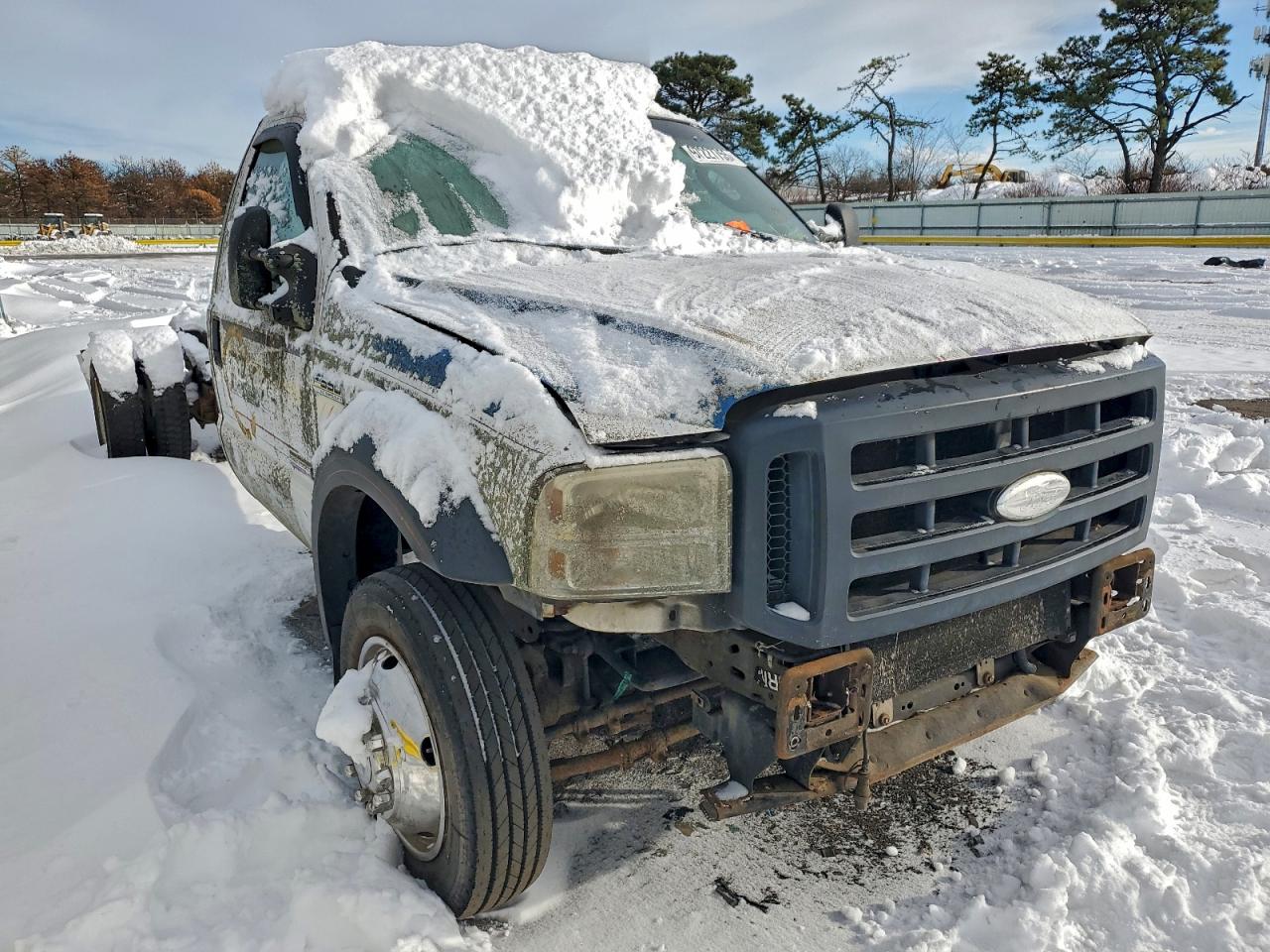 2007 FORD F550 SUPER DUTY TRUCK CAB AND CHASSIS photo 4