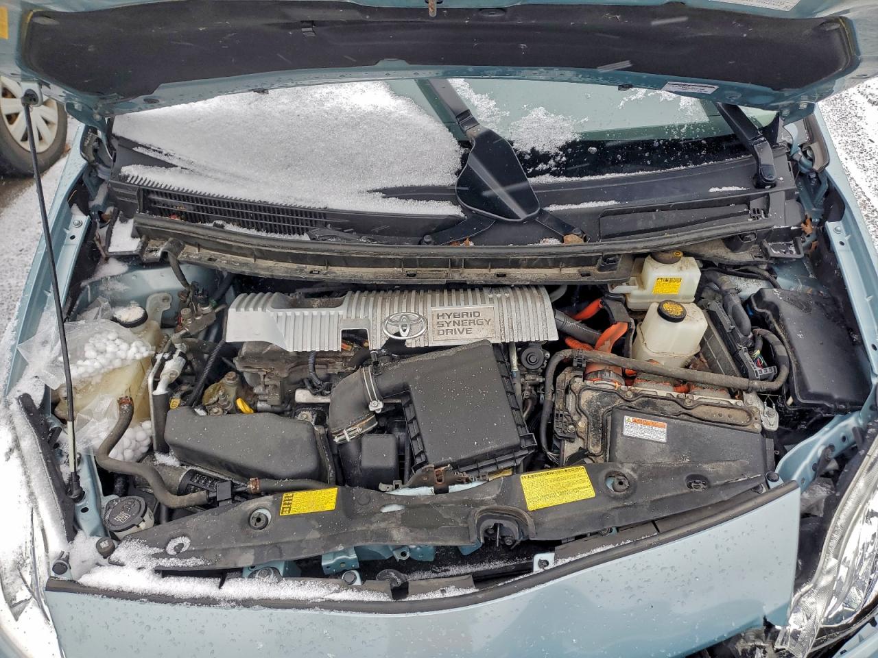 2013 TOYOTA PRIUS photo 31