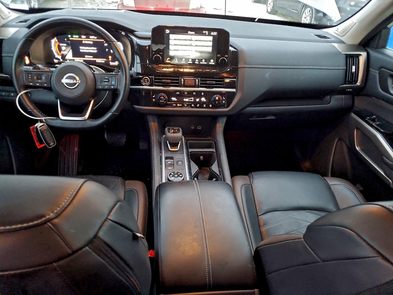 2023 NISSAN PATHFINDER PLATINUM photo 8