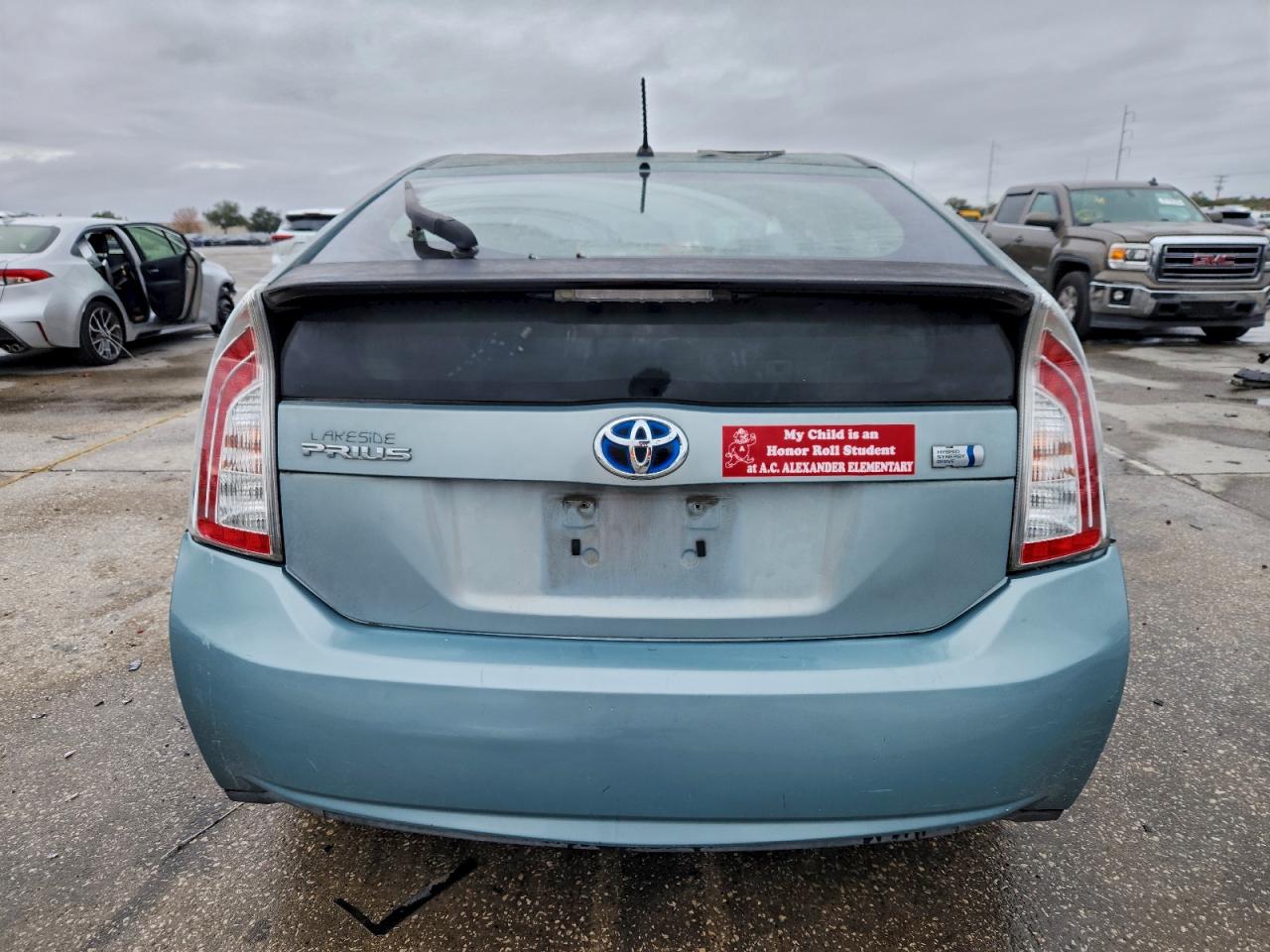 2012 TOYOTA PRIUS photo 6