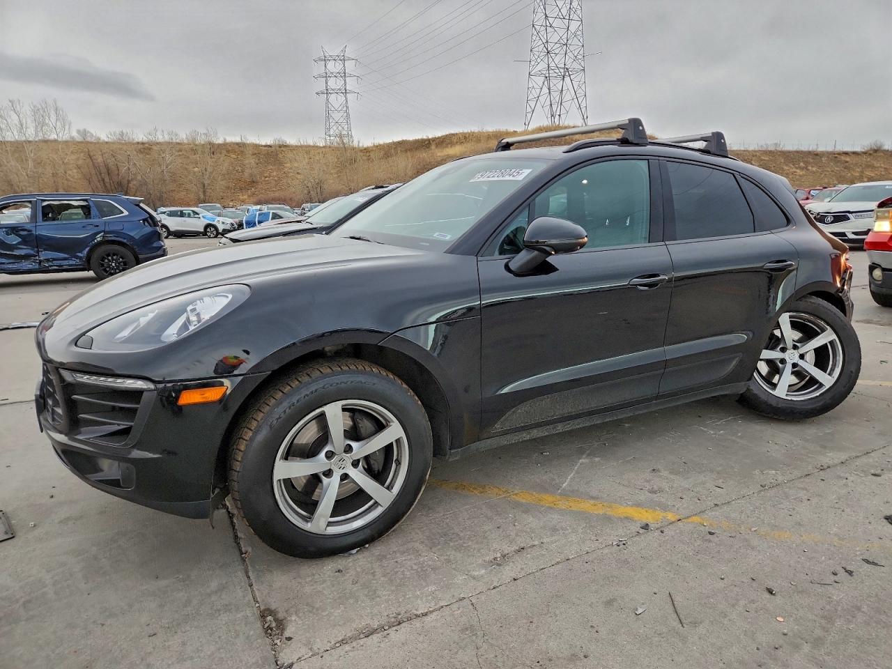 2017 PORSCHE MACAN