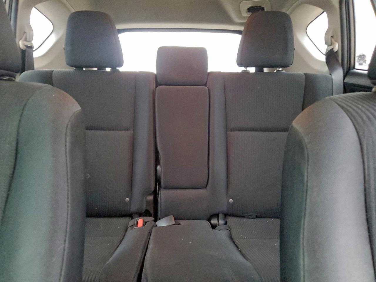2016 TOYOTA RAV4 LE photo 10