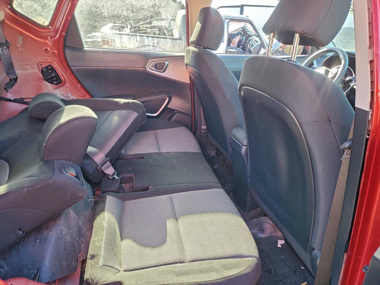 2021 KIA SOUL LX photo 10
