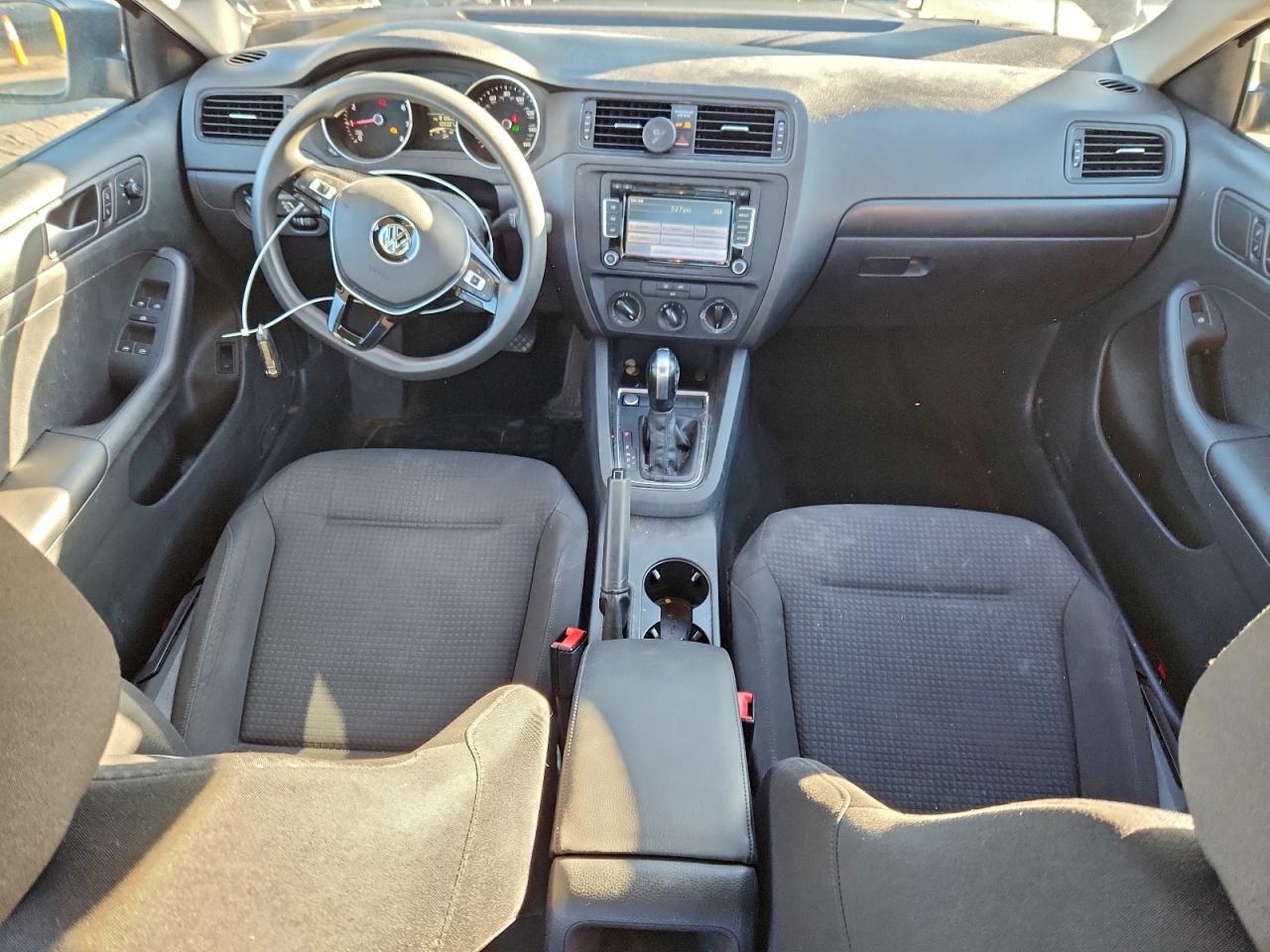2015 VOLKSWAGEN JETTA BASE photo 15