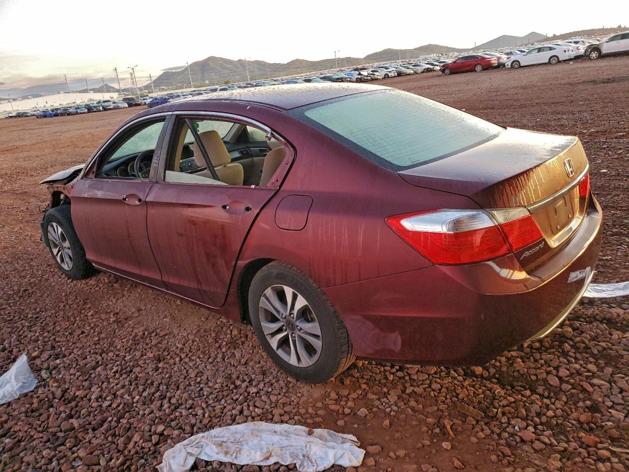 2013 HONDA ACCORD LX photo 3