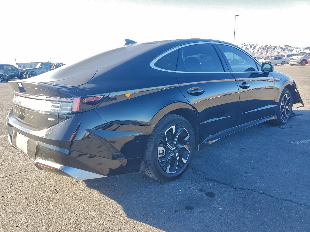 2024 HYUNDAI SONATA SEL photo 5