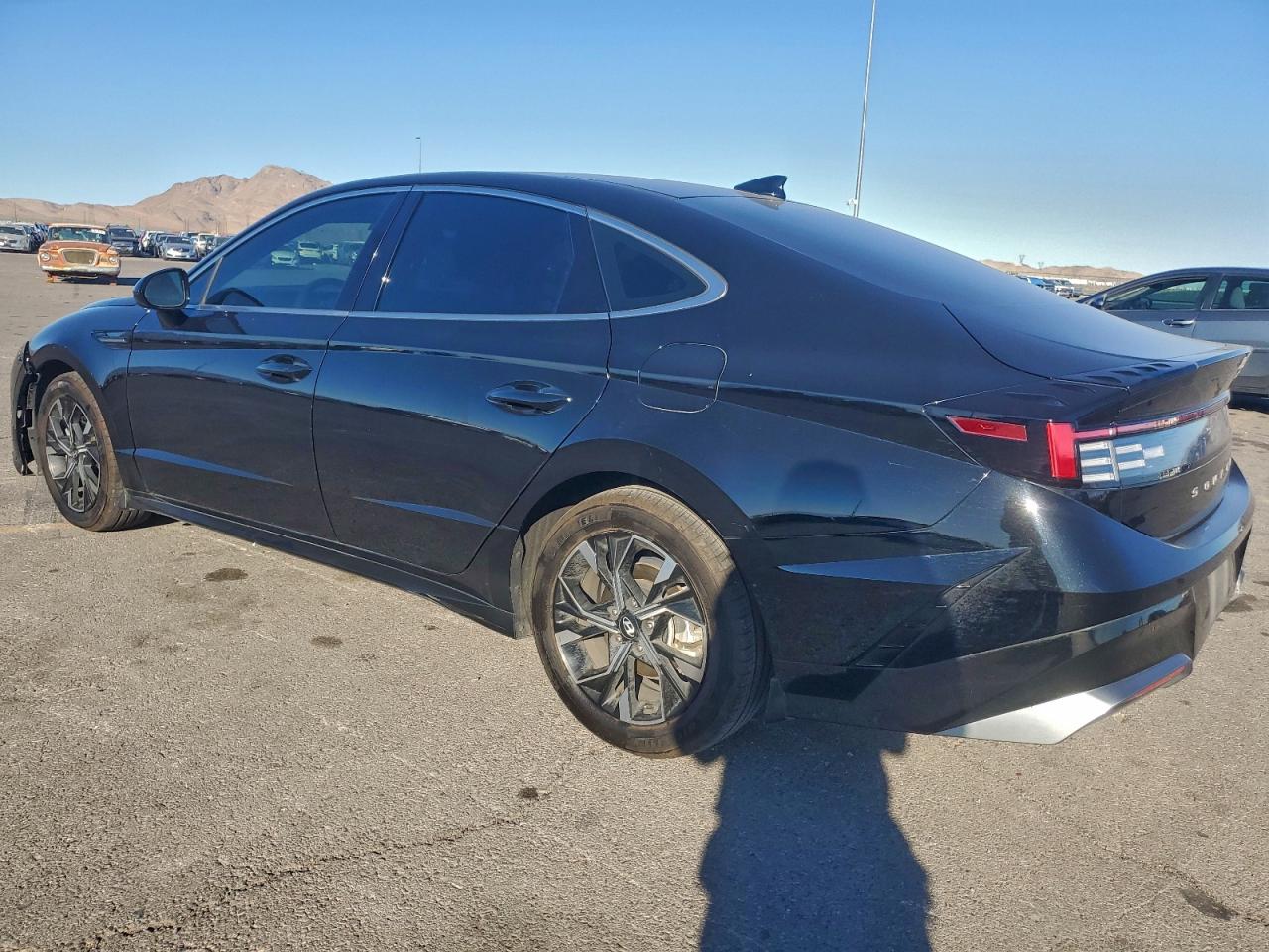 2024 HYUNDAI SONATA SEL photo 3