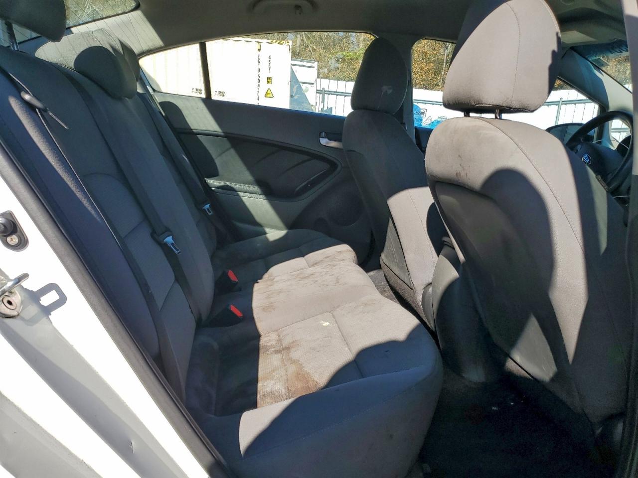 2017 KIA FORTE LX photo 19