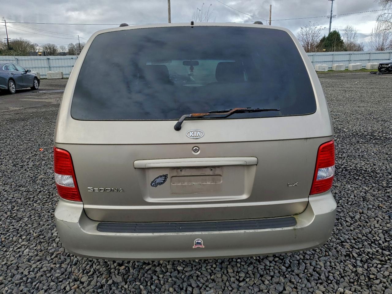 2005 KIA SEDONA EX photo 11