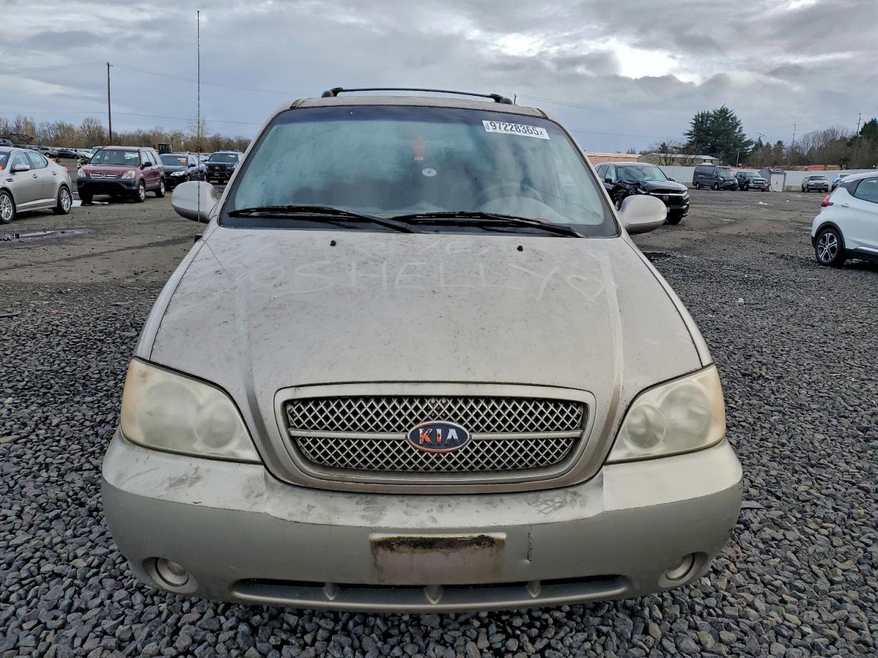 2005 KIA SEDONA EX photo 9