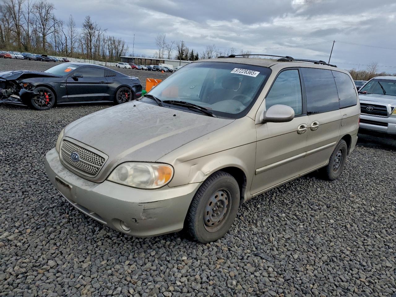 2005 KIA SEDONA