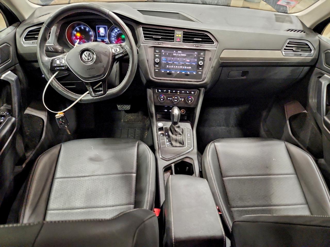 2021 VOLKSWAGEN TIGUAN SE photo 15