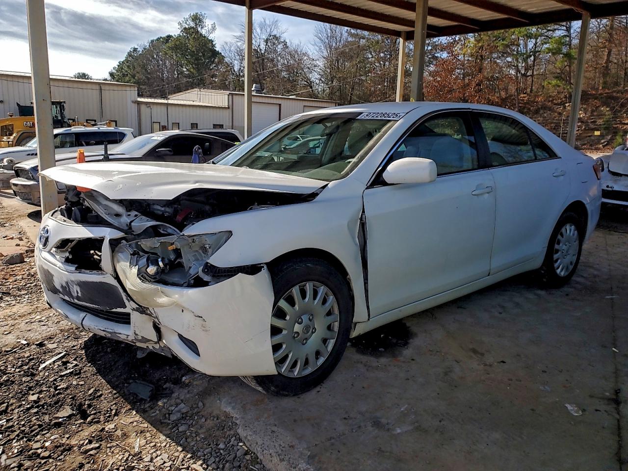 2011 TOYOTA CAMRY