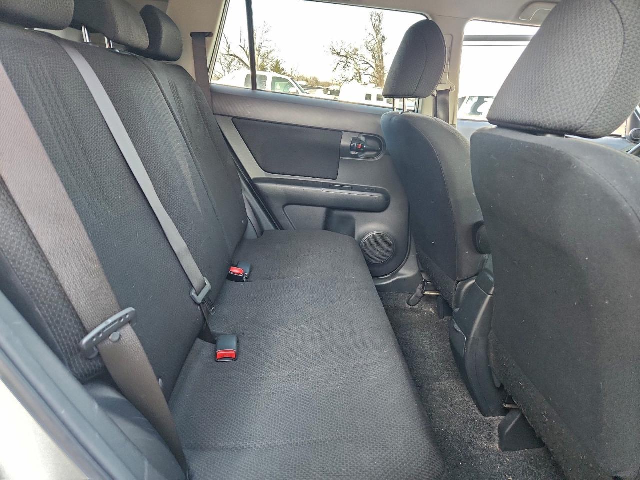 2008 TOYOTA SCION XB photo 21