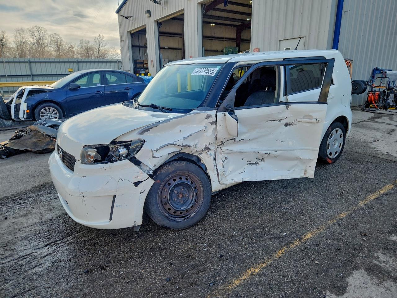 2008 TOYOTA SCION