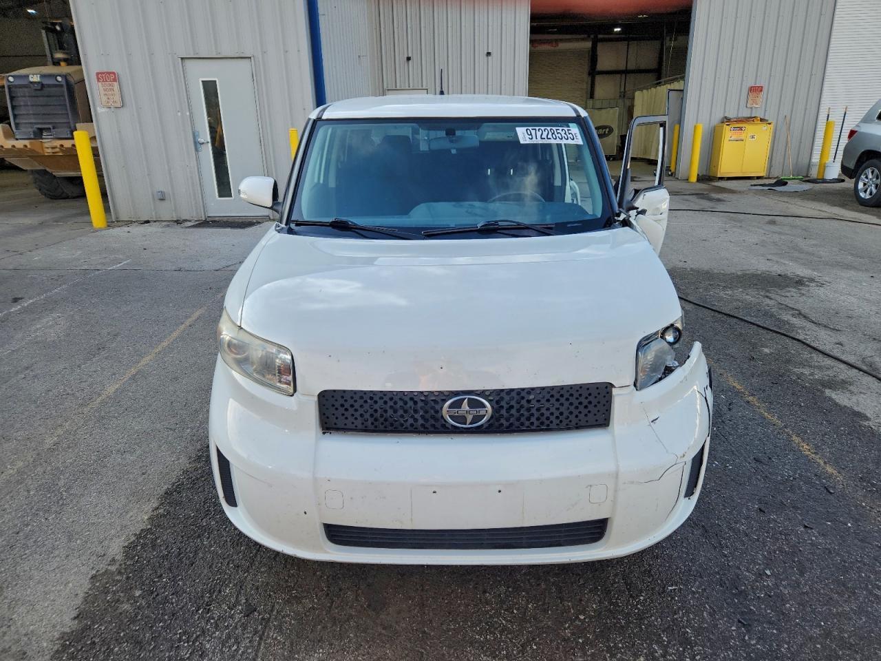 2008 TOYOTA SCION XB photo 9
