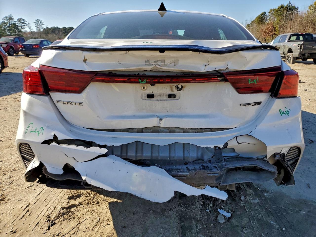 2023 KIA FORTE GT LINE photo 6