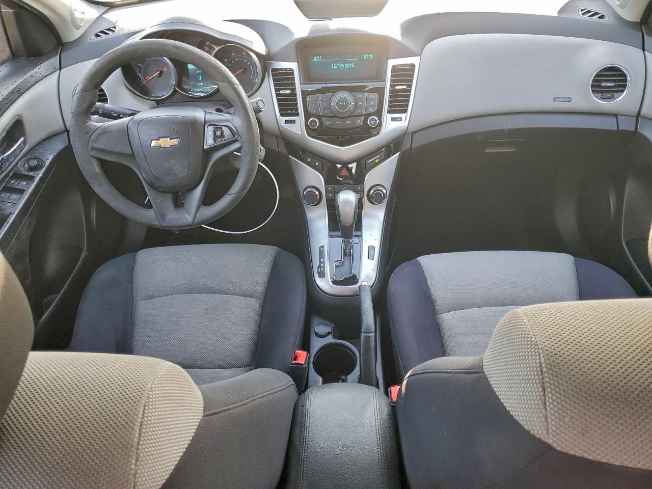 2014 CHEVROLET CRUZE LS photo 15