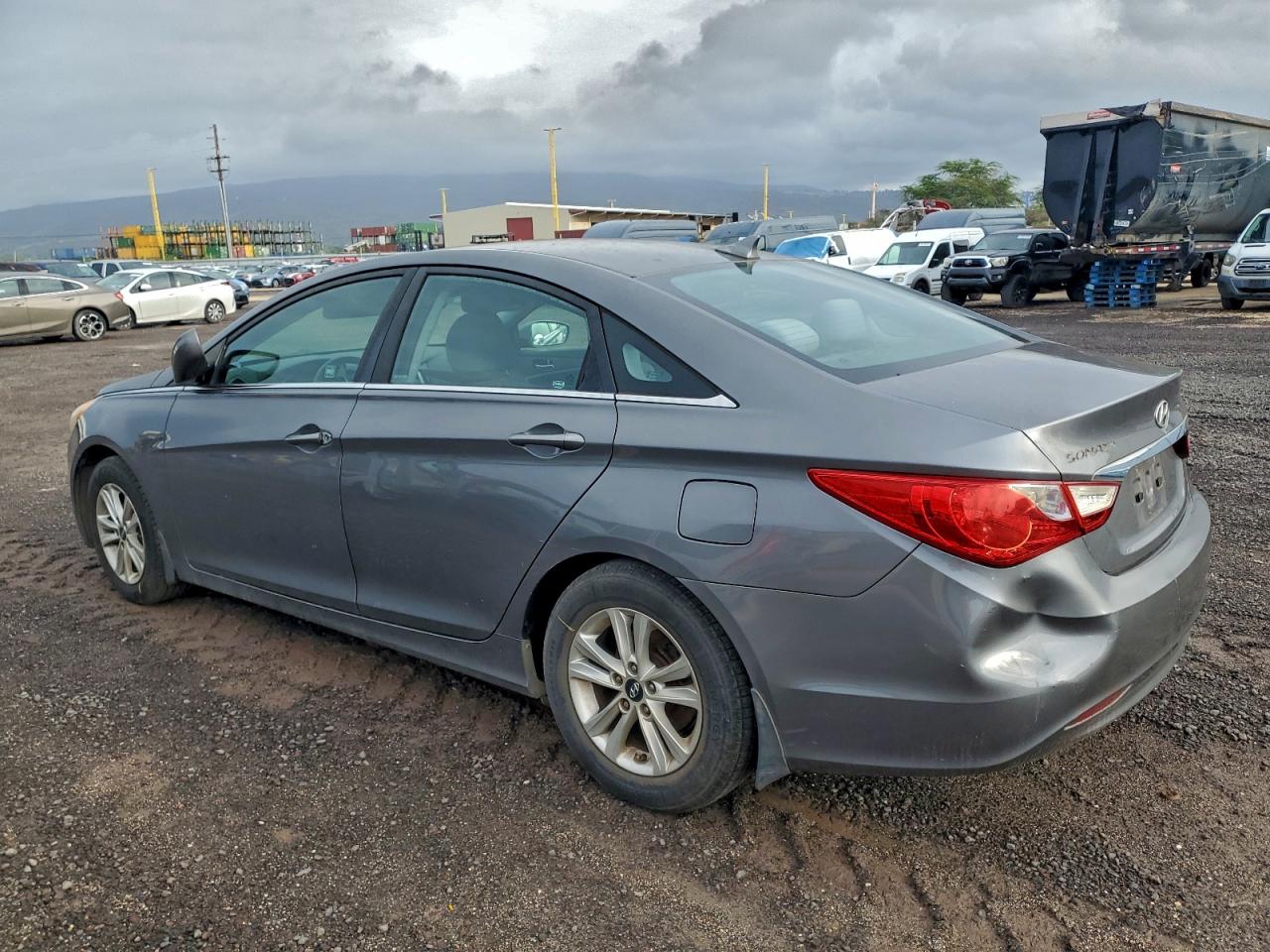 2011 HYUNDAI SONATA GLS photo 3