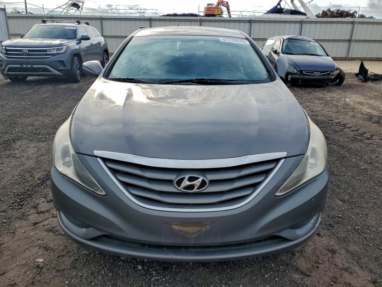 2011 HYUNDAI SONATA GLS photo 9