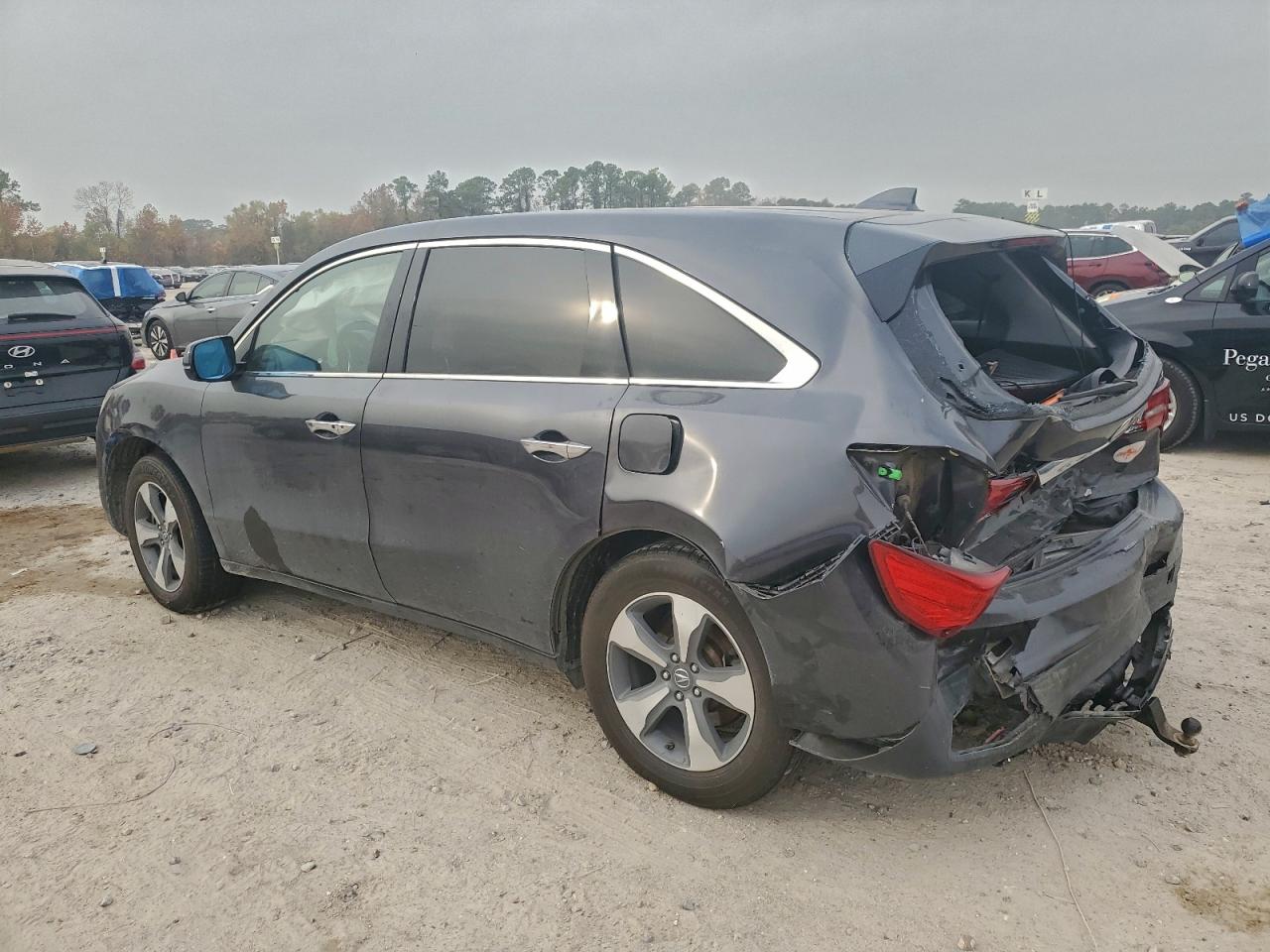 2016 ACURA MDX photo 2