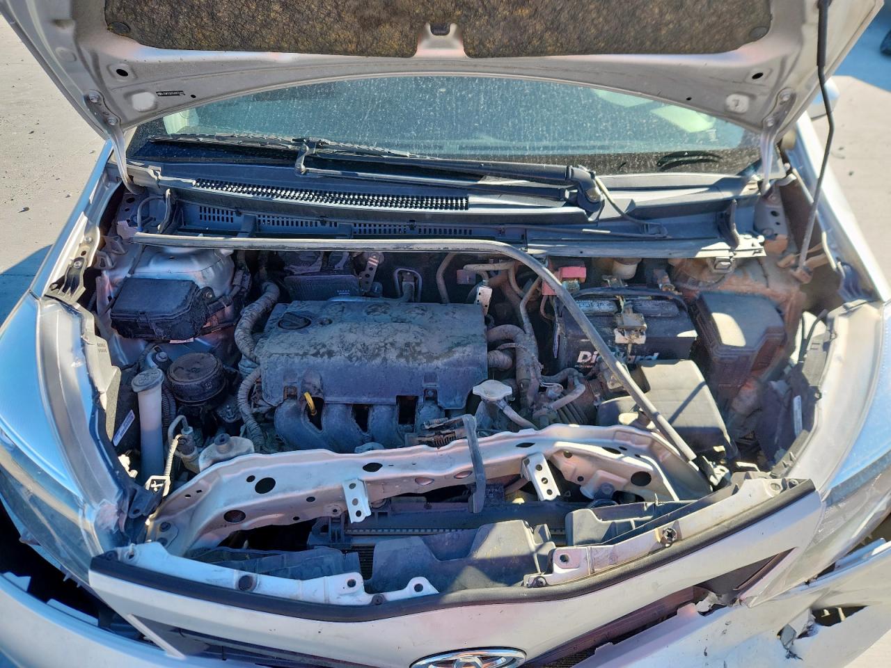 2012 TOYOTA YARIS 5-DOOR LE photo 23
