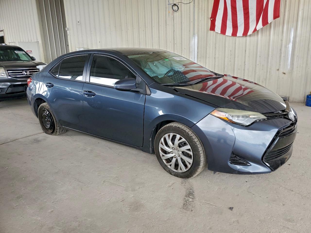 2018 TOYOTA COROLLA L photo 7