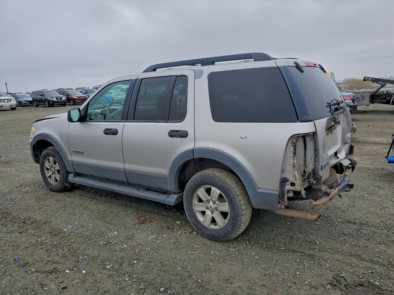 2006 FORD EXPLORER XLT photo 3