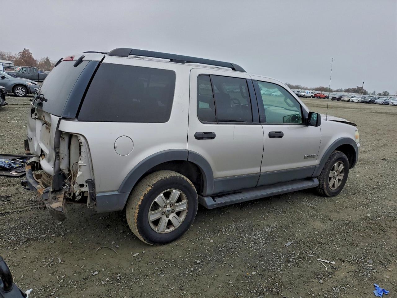 2006 FORD EXPLORER XLT photo 5