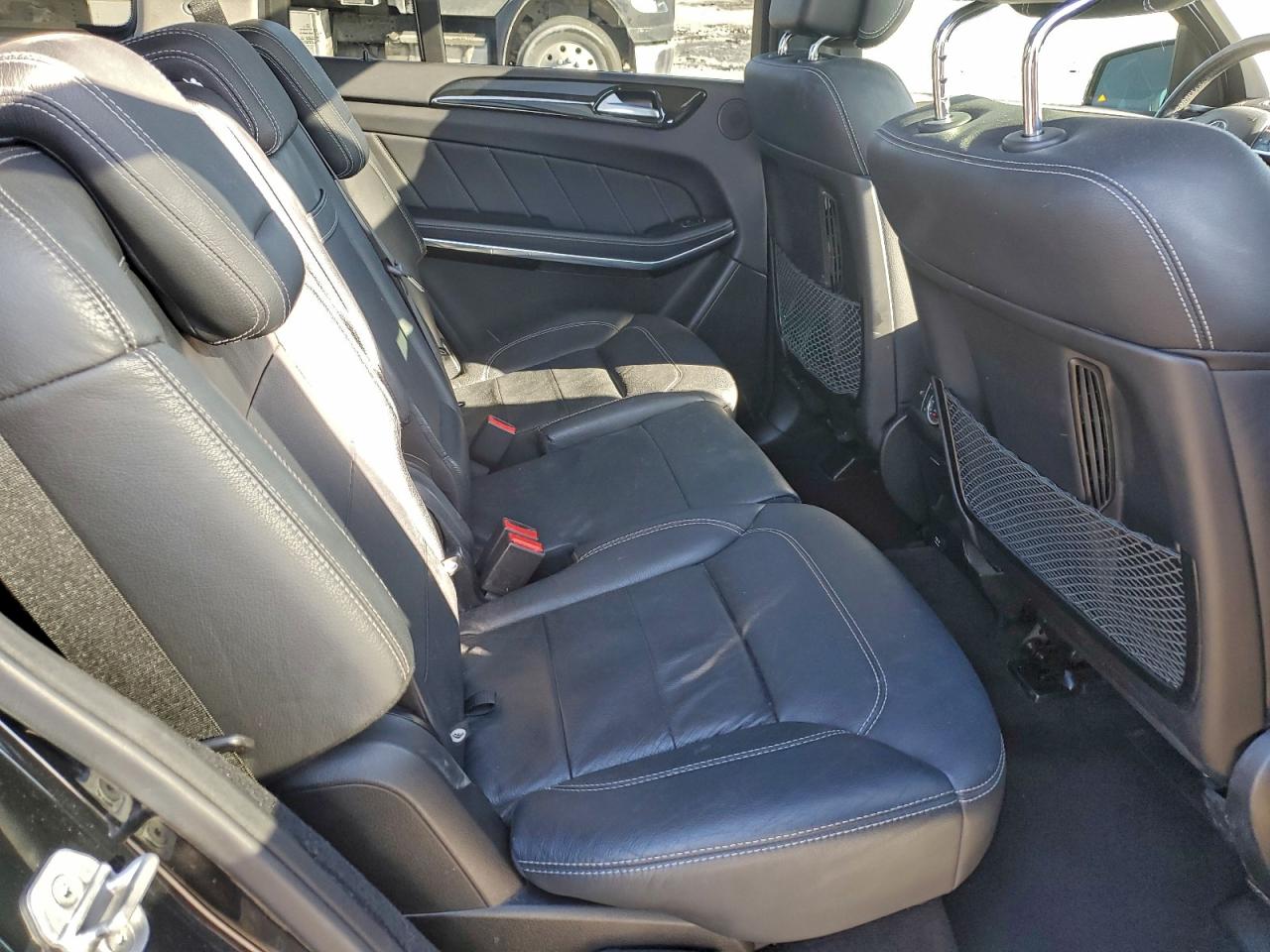 2016 MERCEDES-BENZ GL 550 4MATIC photo 21