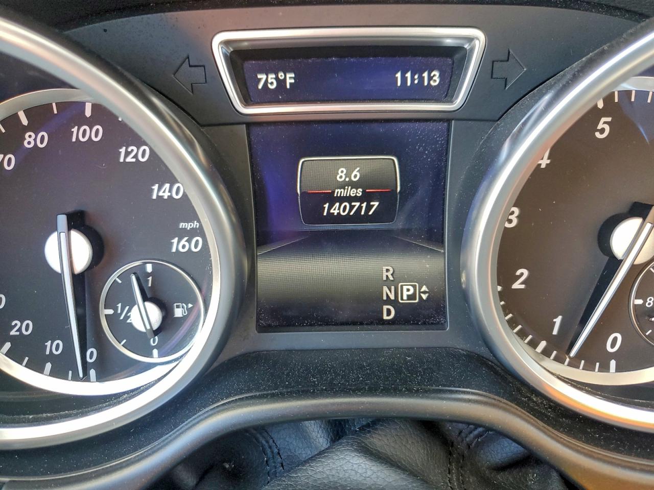 2016 MERCEDES-BENZ GL 550 4MATIC photo 17