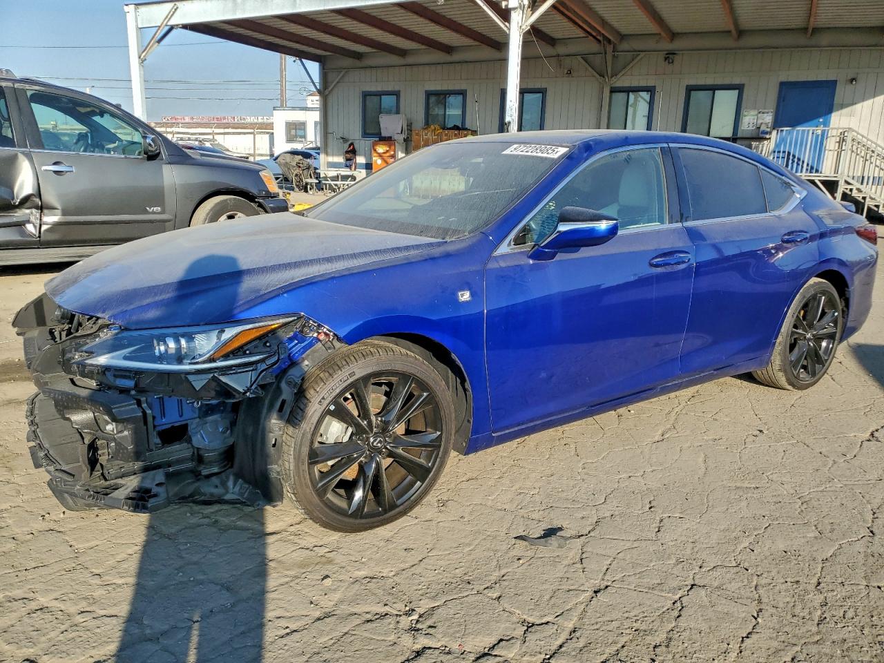 2023 LEXUS ES