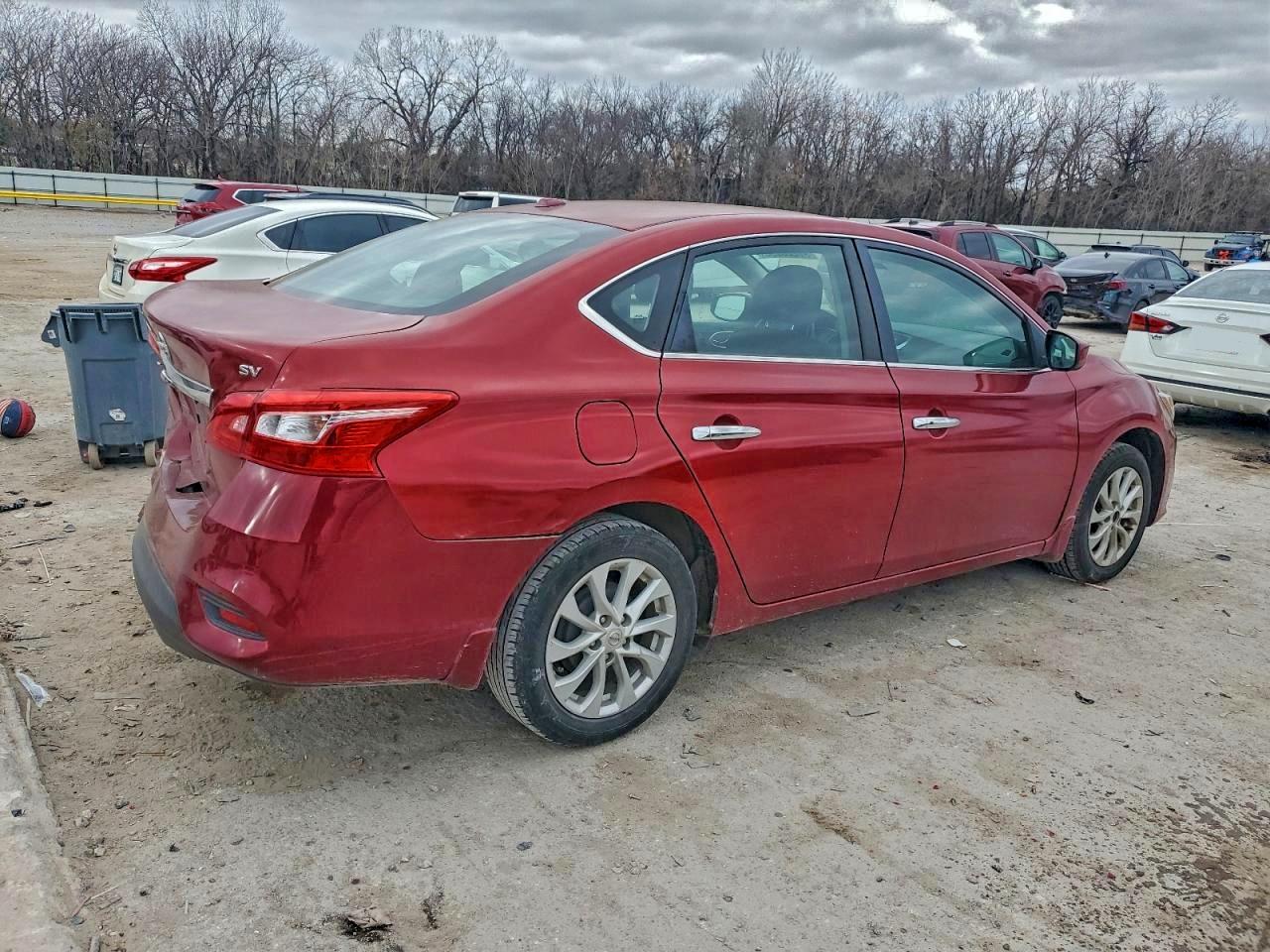 2018 NISSAN SENTRA S photo 5
