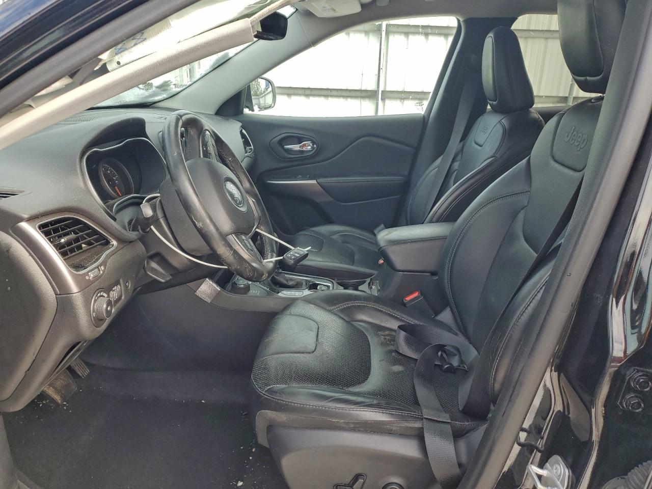 2019 JEEP CHEROKEE LIMITED photo 13