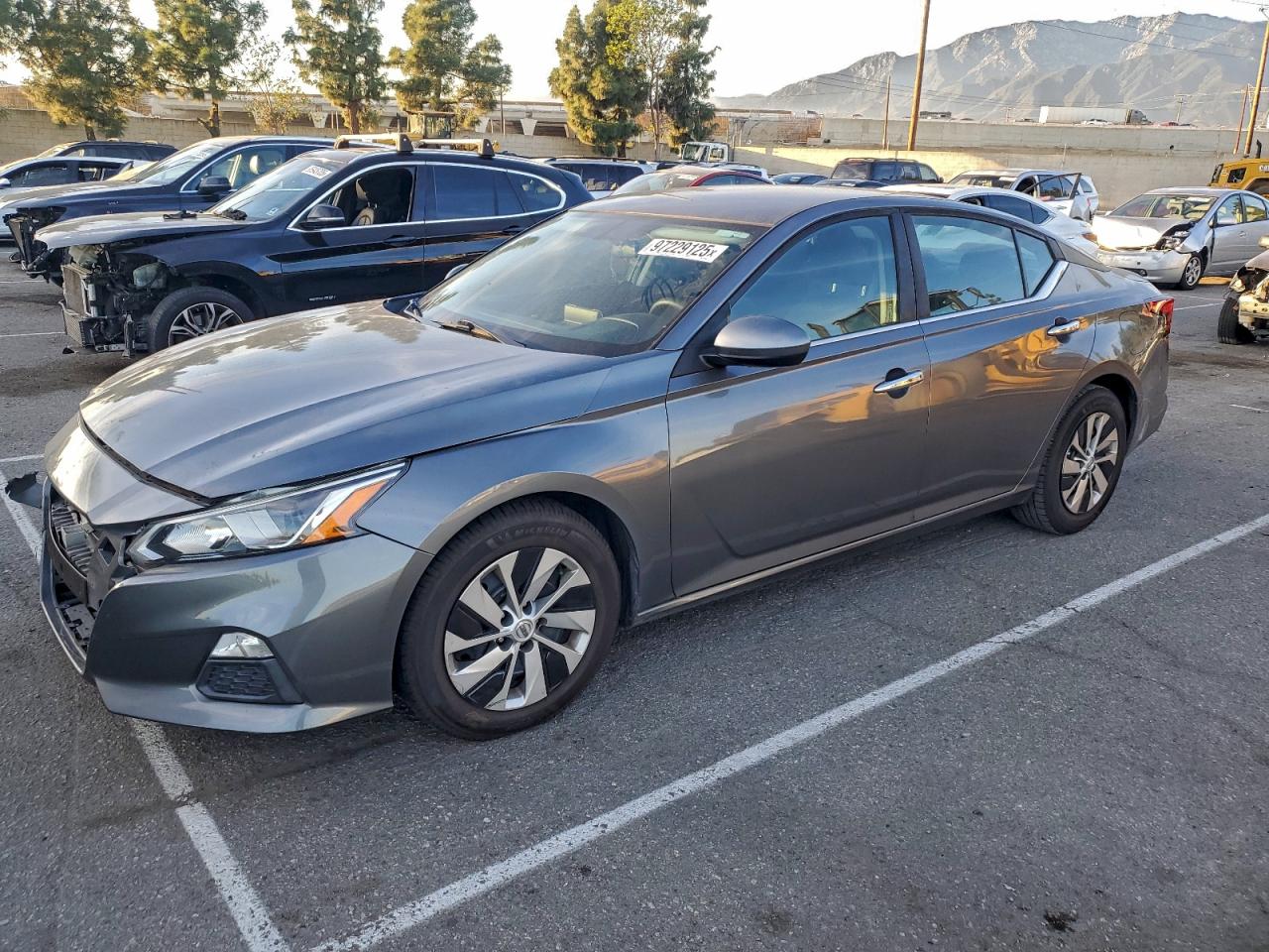 2019 NISSAN ALTIMA