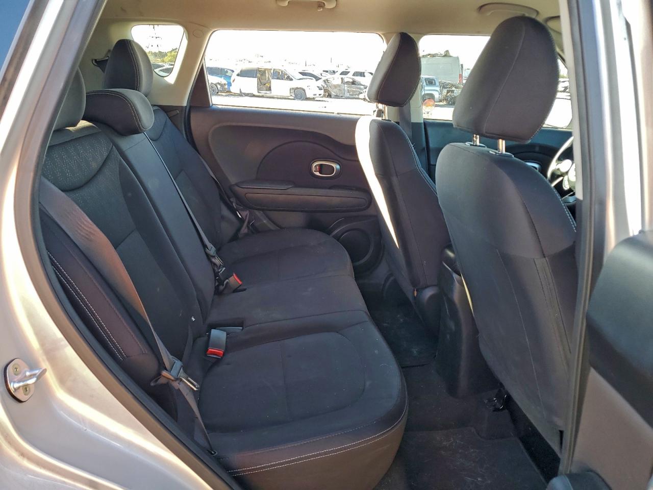 2015 KIA SOUL photo 19