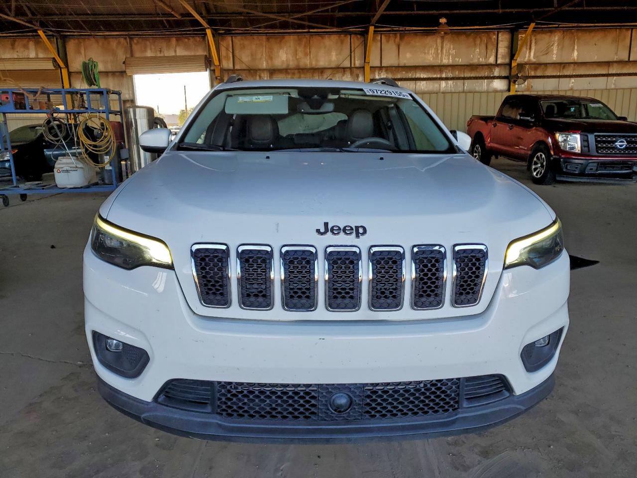 2021 JEEP CHEROKEE LATITUDE LUX photo 5