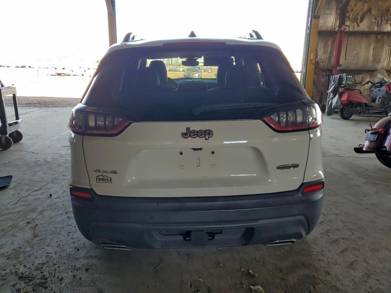 2021 JEEP CHEROKEE LATITUDE LUX photo 6