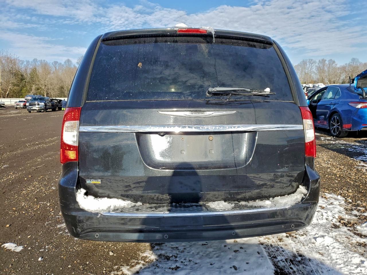2012 CHRYSLER TOWN & COUNTRY TOURING L photo 11