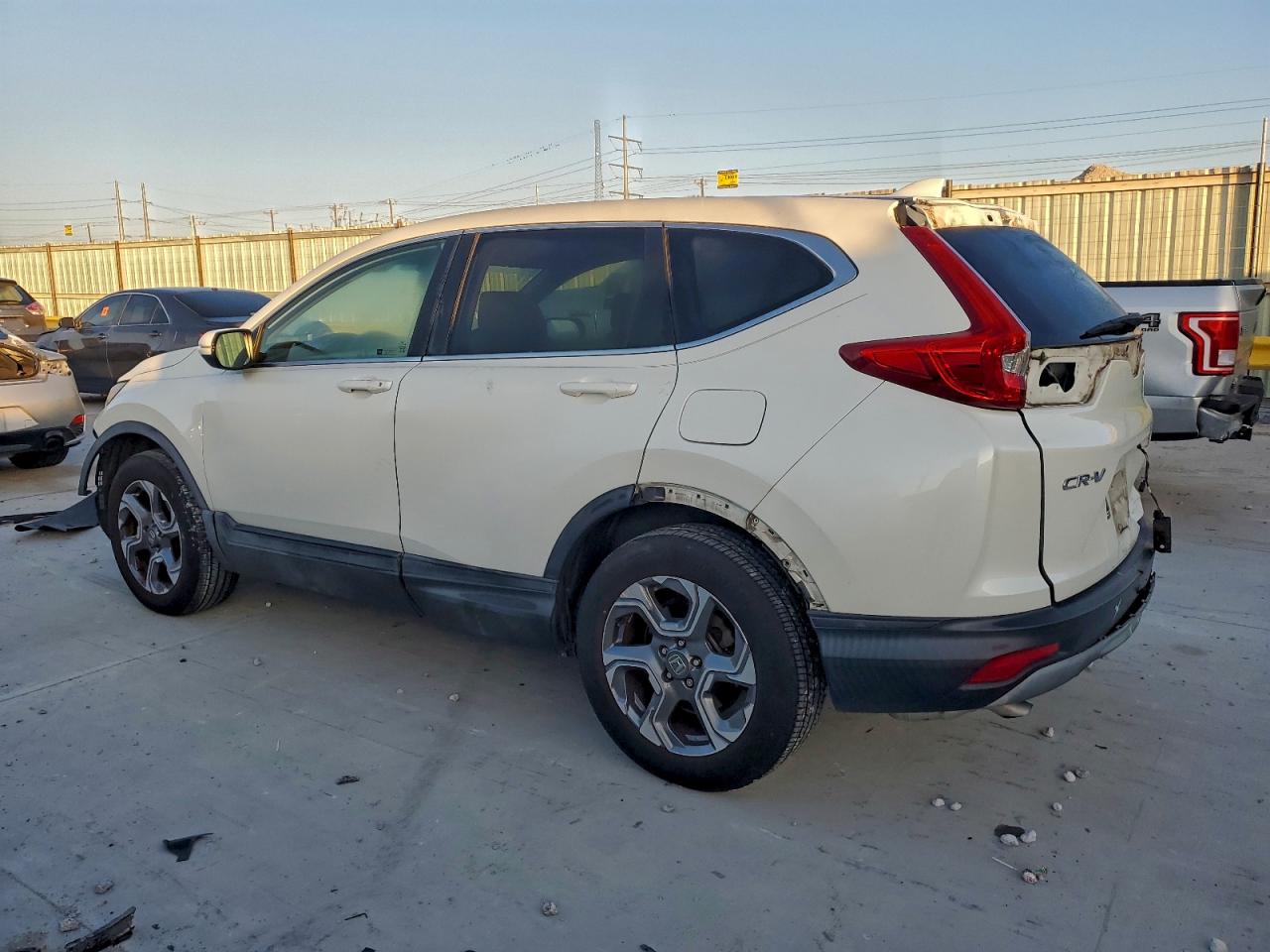 2018 HONDA CR-V EXL photo 2