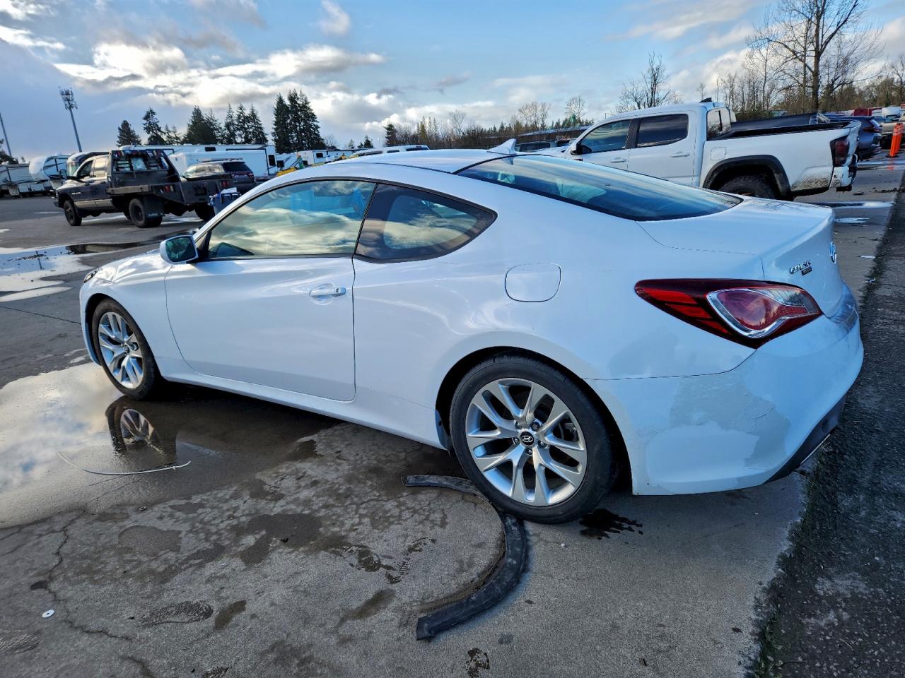 2013 HYUNDAI GENESIS COUPE 2.0T photo 2