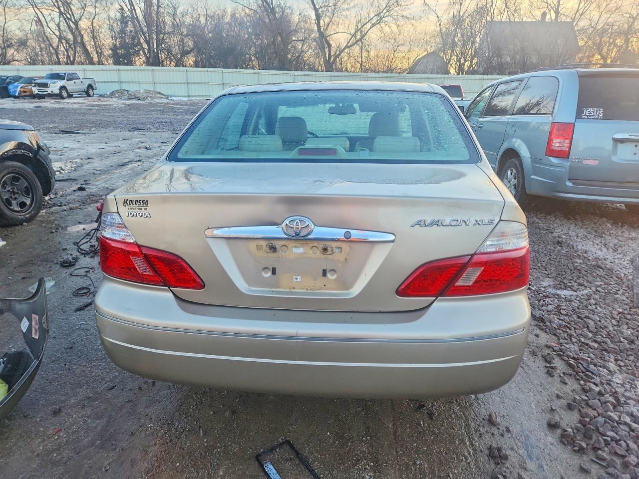 2003 TOYOTA AVALON XL photo 6