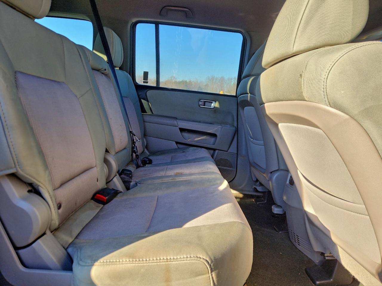 2015 HONDA PILOT EX photo 31