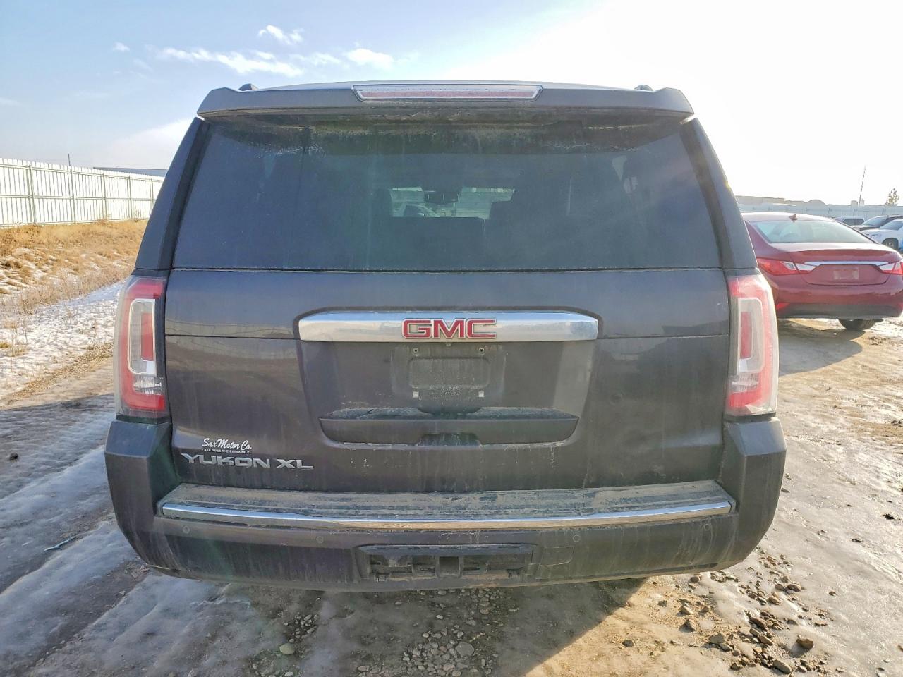 2015 GMC YUKON XL DENALI photo 11