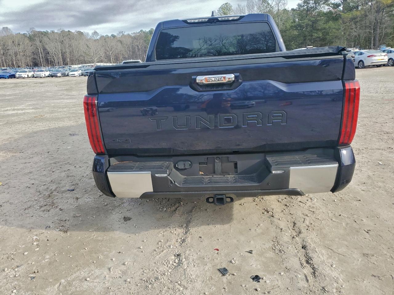 2024 TOYOTA TUNDRA CREWMAX LIMITED photo 11